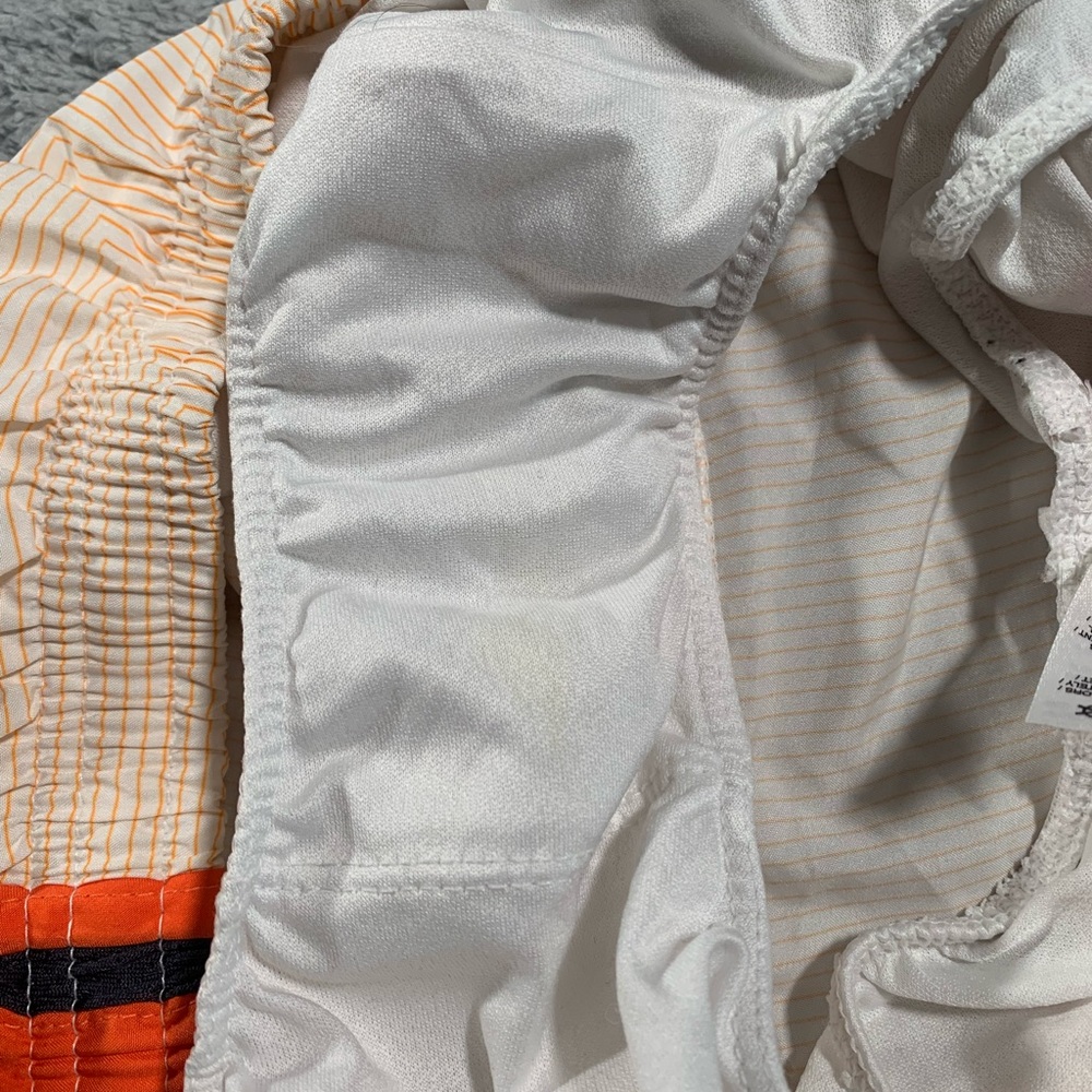 Nike medium orange striped shorts - Picture 6 of 7